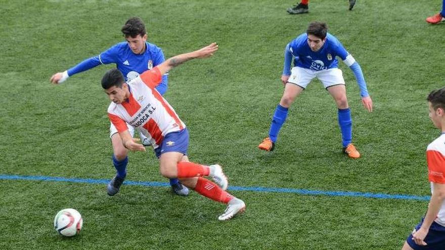 Un lance del choque de ayer en el Campo do Morrazo. // Gonzalo Núñez