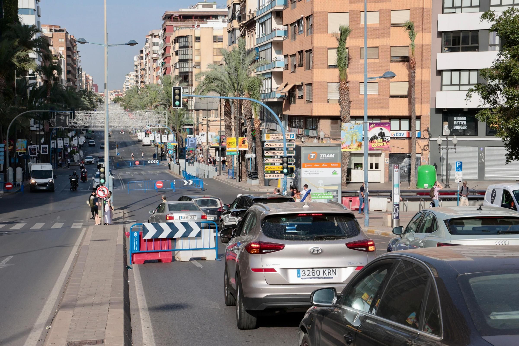 Primeros atascos en Alicante por las Hogueras 2025