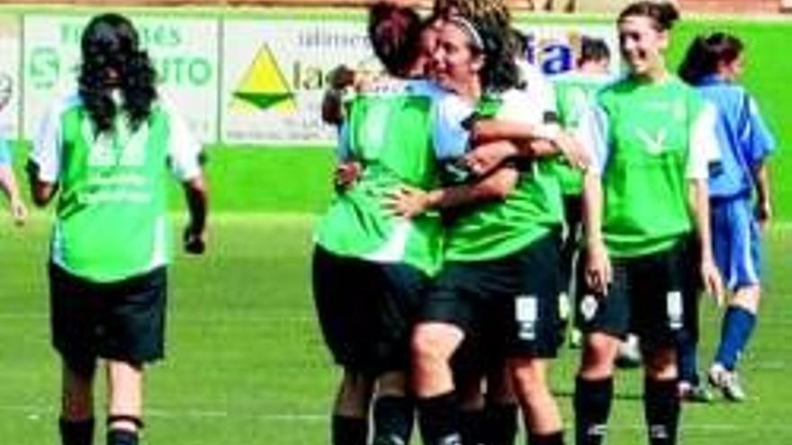 El Extremadura Femenino juega el domingo por el ascenso a Superliga