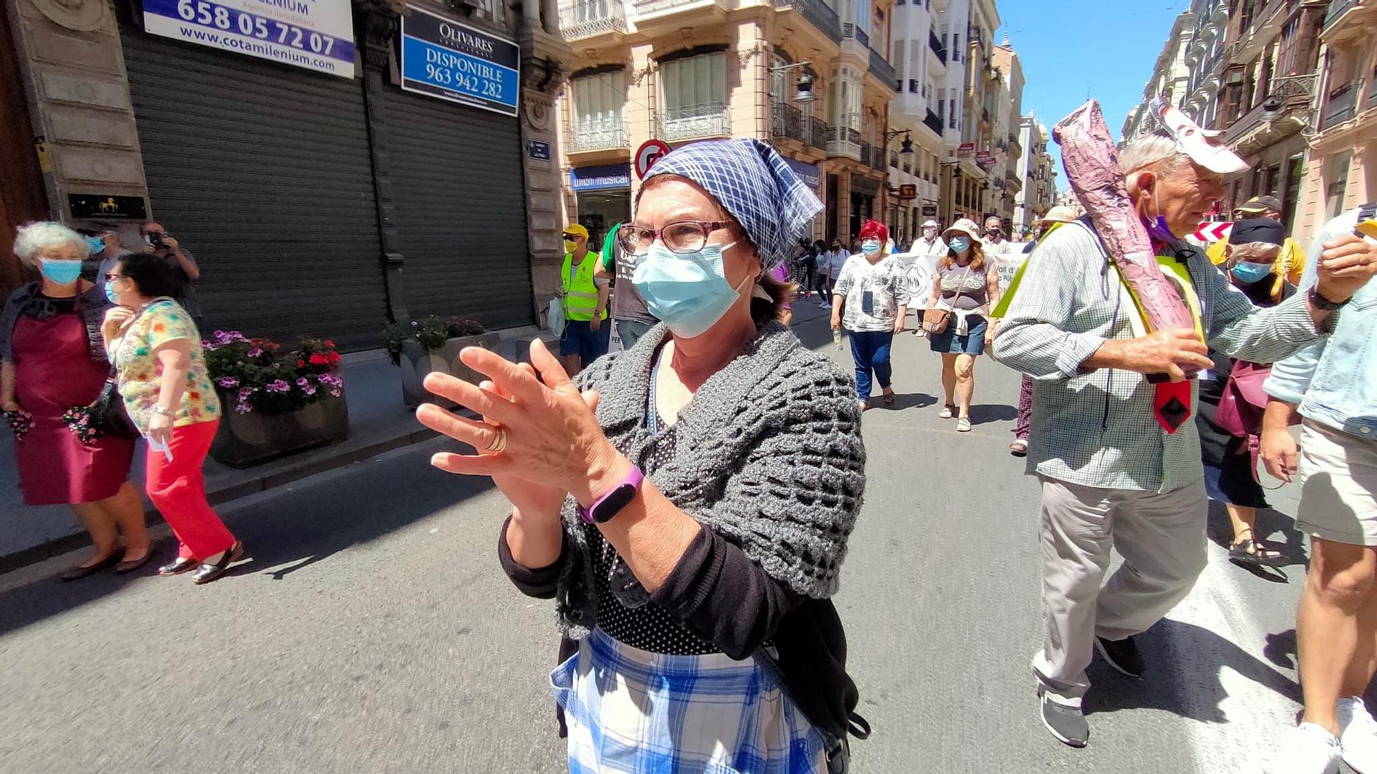 Los pensionistas se manifiestan en defensa del sistema público de pensiones