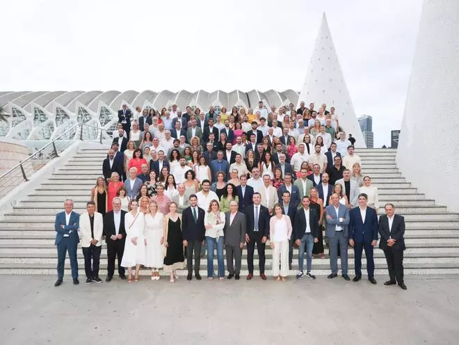 Los alcaldes de la Costera, la Canal y la Vall en la cumbre comarcal organizada por Levante-EMV