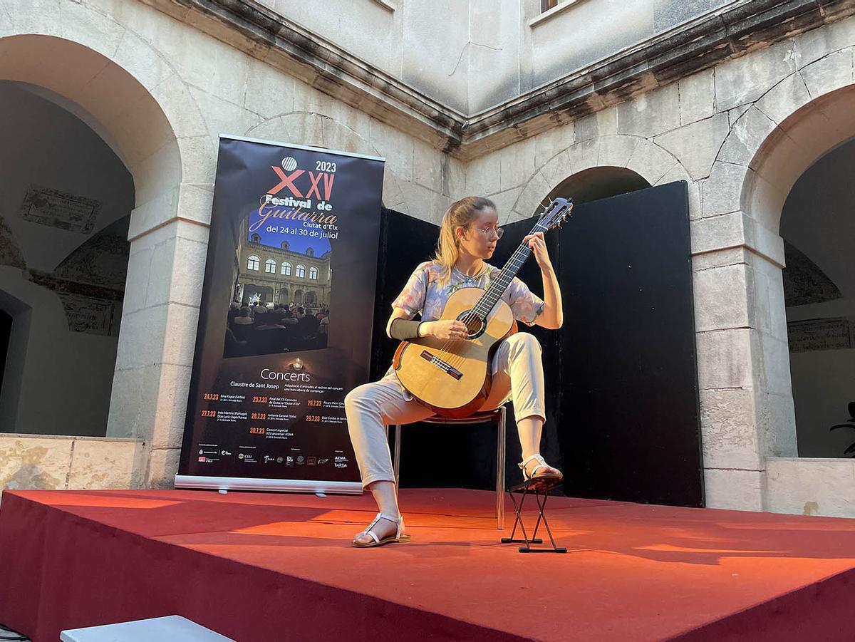 Margherita, segunda premio del Concurso Internacional de Guitarra Ciutat d'Elx.