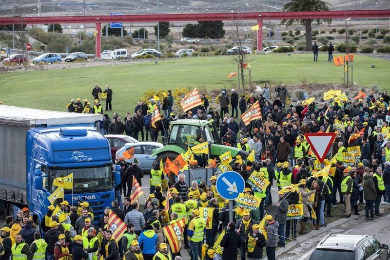 Manifestación de agricultores en Zaragoza