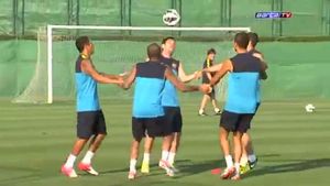 Malabarismes en l’entrenament del FCB.