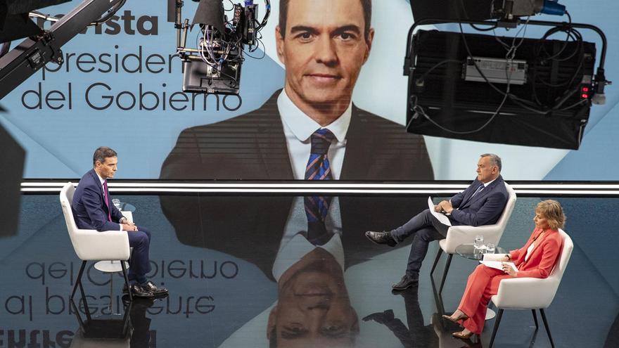 Pedro Sánchez durante la entrevista en TVE.