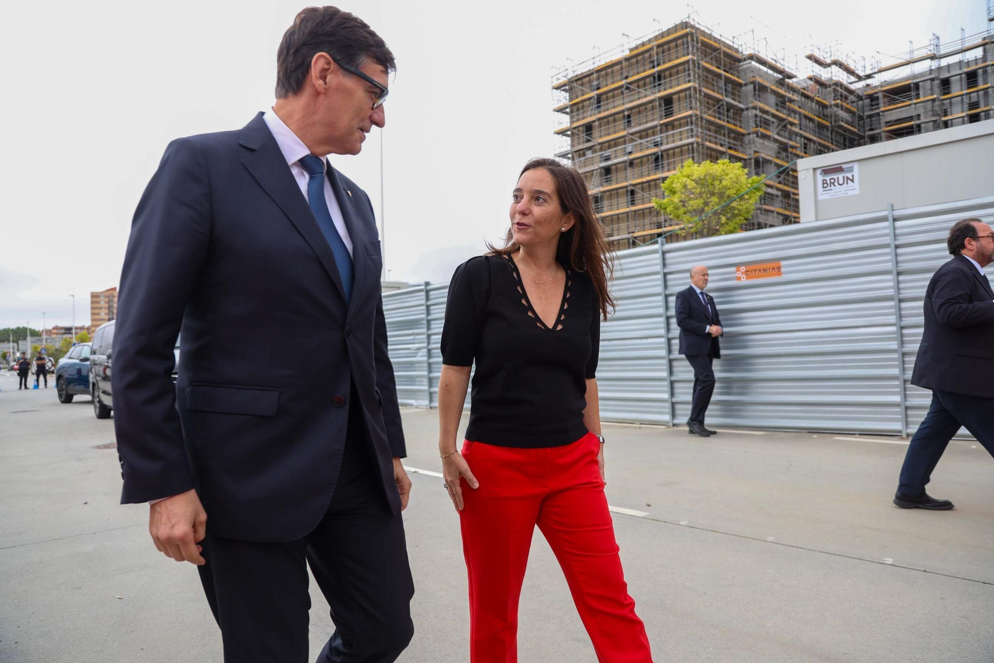 Salvador Illa e Inés Rey visitan las obras de Xuxán