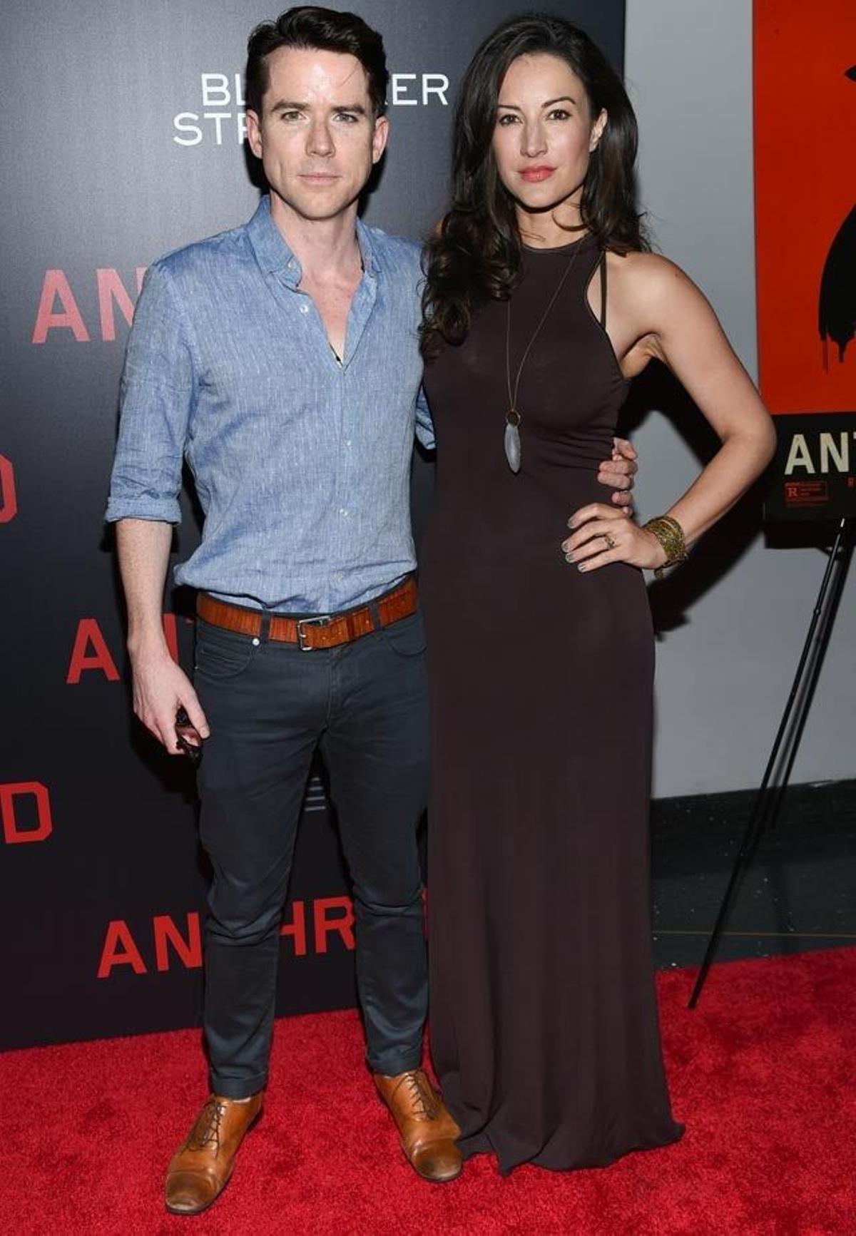Christian Campbell y su mujer America Olivo, en la première de Anthropoid en Nueva York.