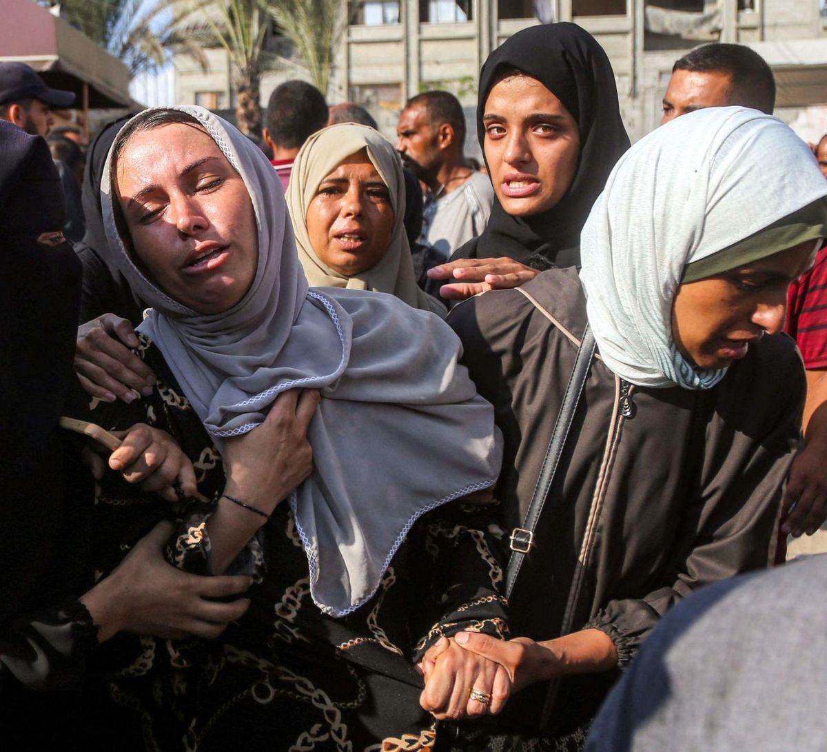 Soldats israelians maten 67 gazians que esperaven una entrega de menjar