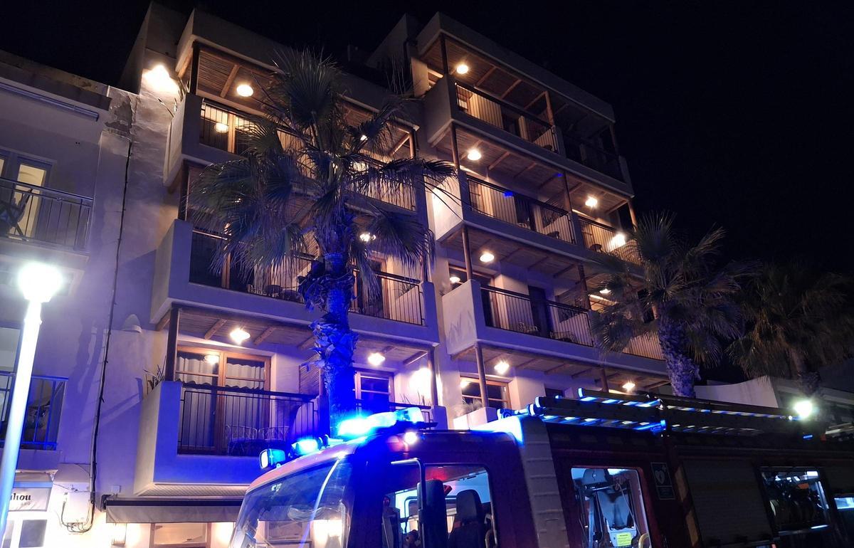 El incendio se ha declarado en una caldera situada en la terraza