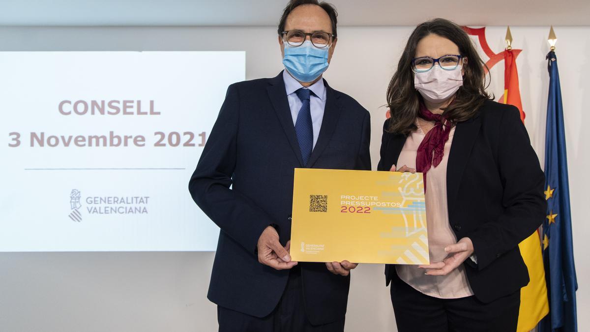 Mónica Oltra y Vicent Soler presentan los presupuestos de la Generalitat Valenciana 2022