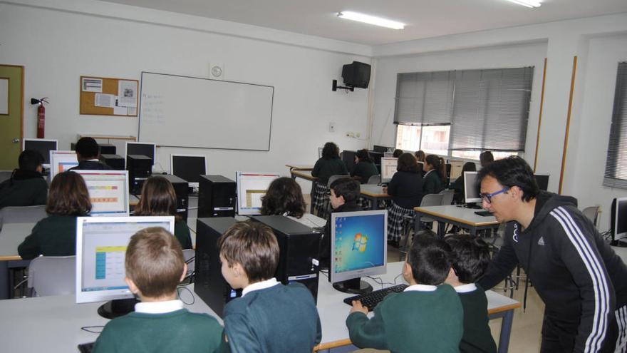 La apuesta por las nuevas tecnologías es una de las señas de identidad del colegio Cipriano Galea