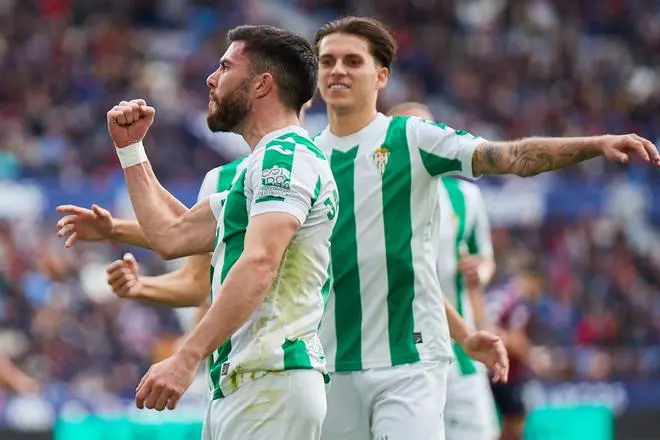 Levante-Córdoba CF | Las imágenes del partido de la Liga Hypermotion