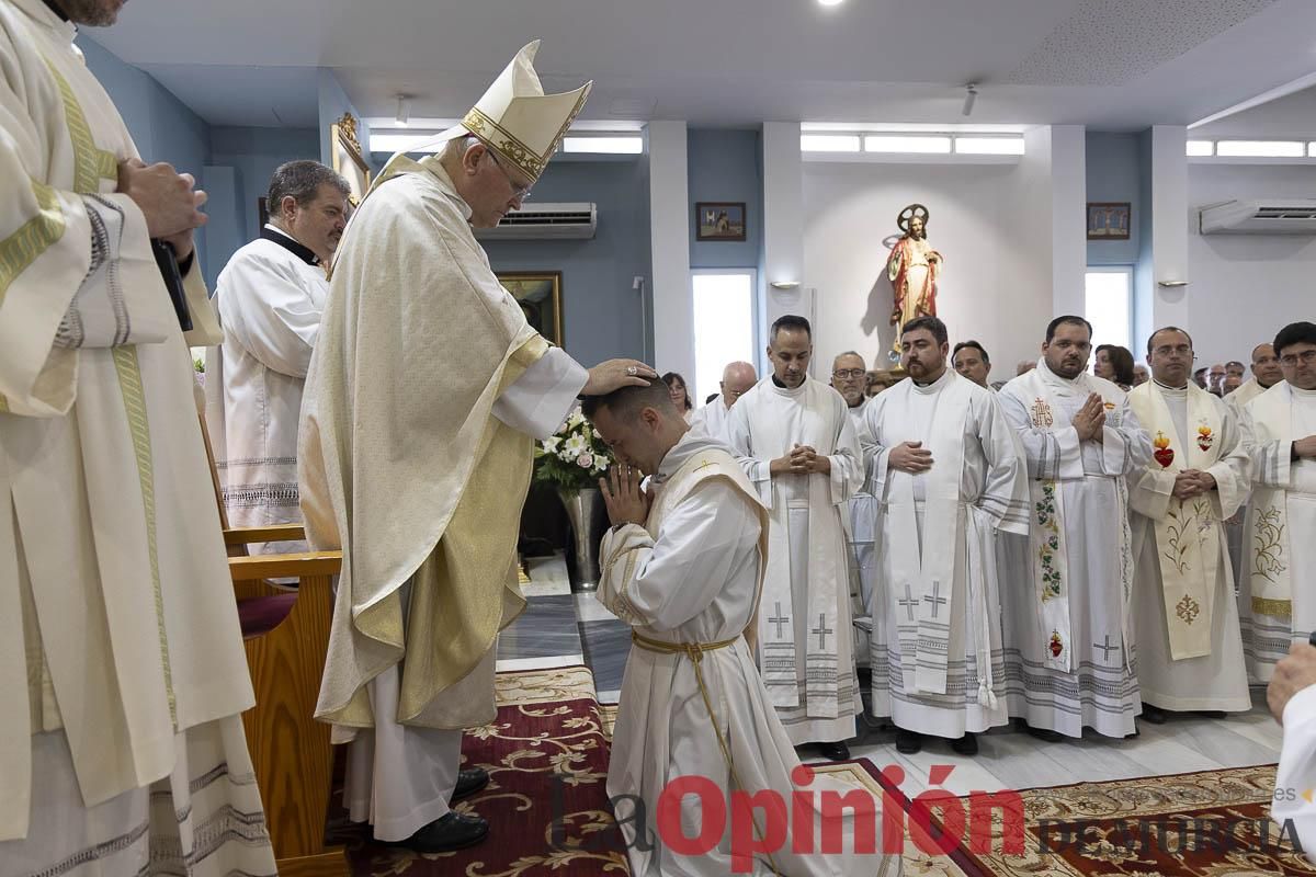 Así se ha vivido la ordenación sacerdotal de Miguel Tovar Fernández en la pedanía molinense de Torrealta