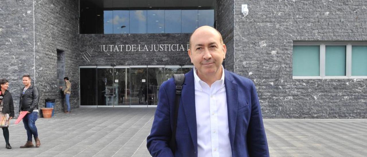 El diputado socialista por Alicante Alejandro Soler.