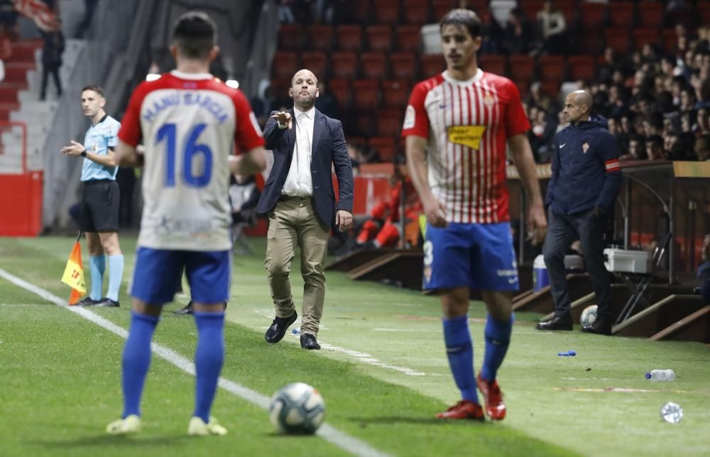 El partido entre el Sporting y la Ponferradina, en imágenes