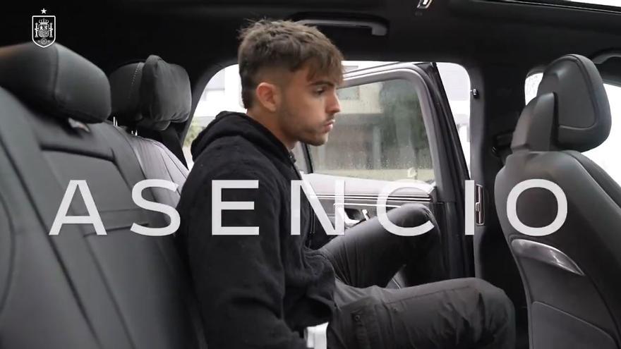 Raúl Asencio, en su primer día con la selección: "Desde que soy pequeño soñaba con algo como esto"