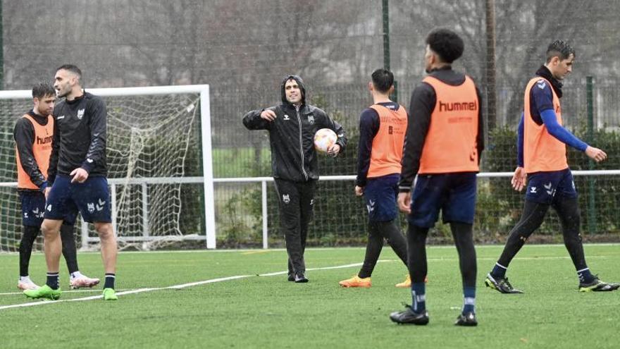 Sergio Moreira, en un entrenamiento en A Xunqueira.