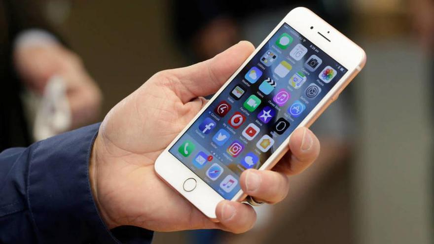 Dos mujeres detenidas al comprar dos iPhone 7 que eran robados