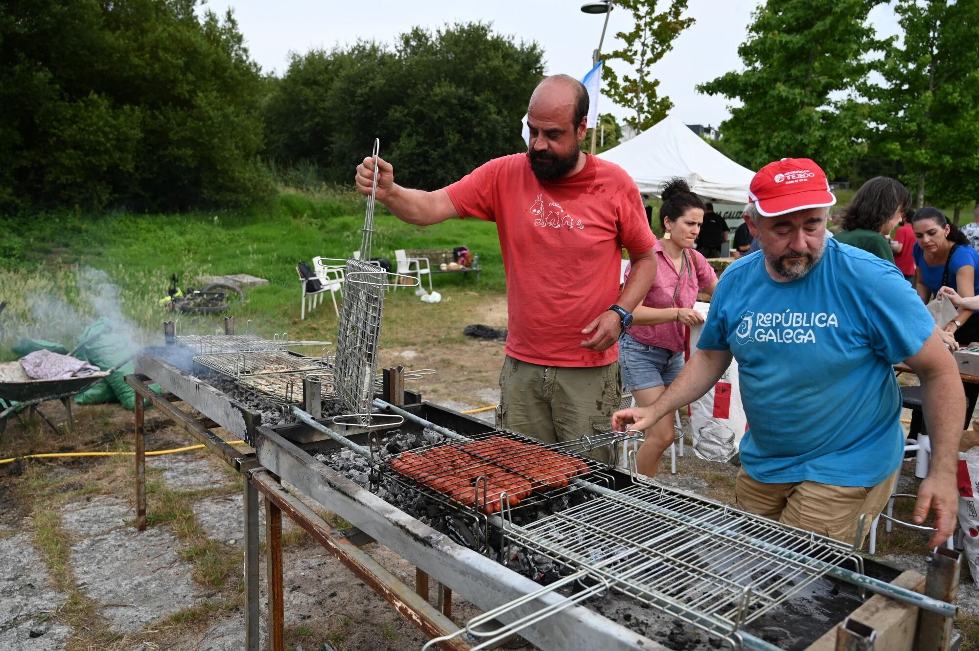 PONTEVEDRA.San Juan.Sardiñada y CHURRASCADA el los terrenos de TAFISA