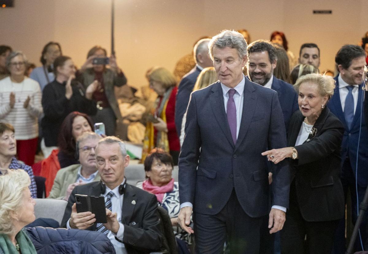 Feijóo planteja una proposició de llei per garantir les pensions sense Pressupostos