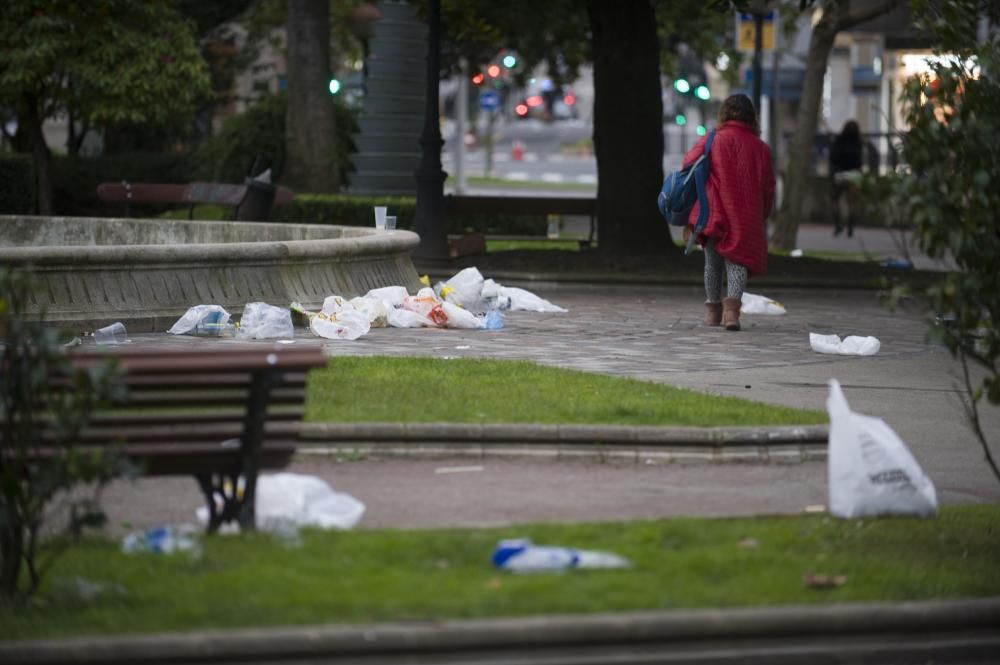 Algunas de las imágenes que deja el amanecer de Año Nuevo.