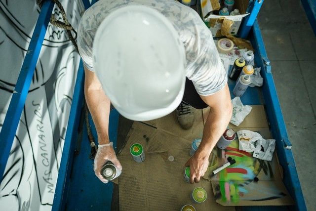 Proceso de elaboración del mural del periódico El Día/La Opinión de Tenerife por el Día de Canarias