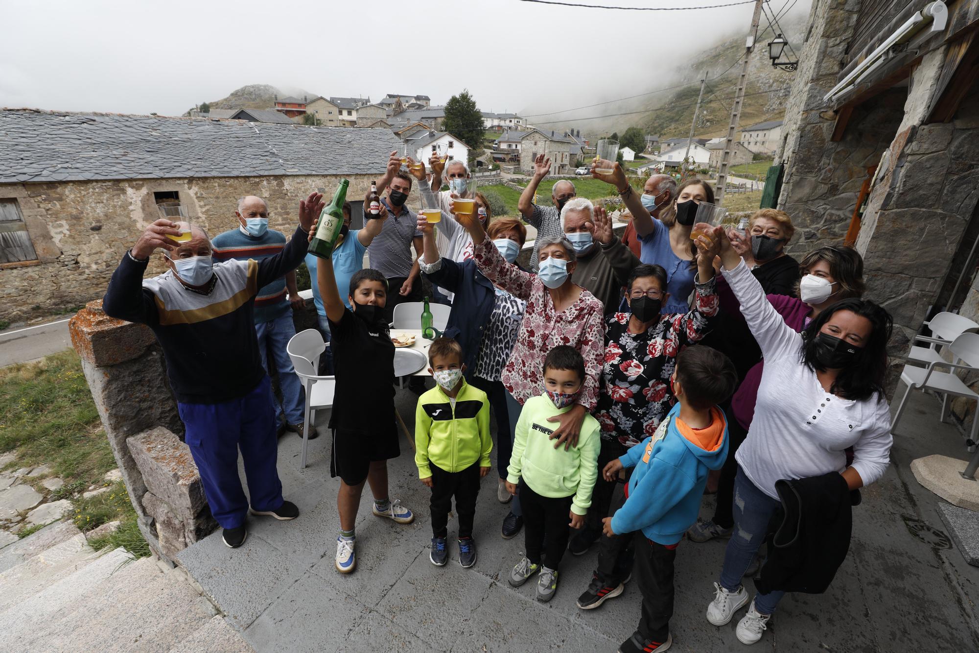 Santa María del Puerto (Somiedo), una fiesta para celebrar el Pueblo Ejemplar