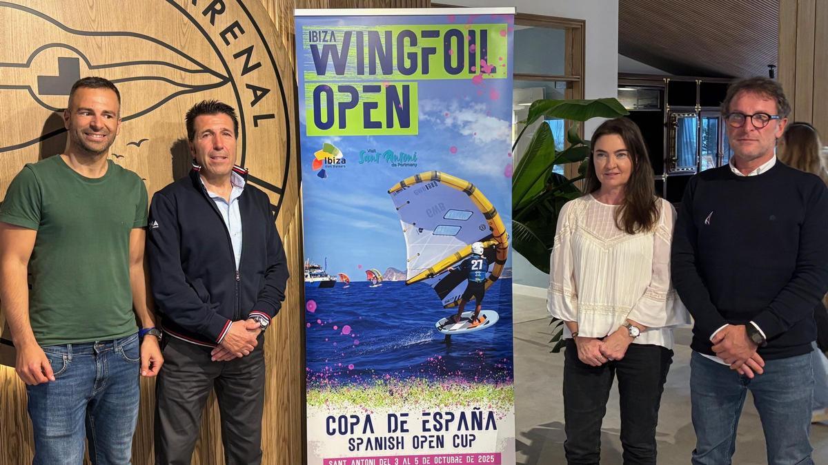 Imagen de la presentación del Ibiza Wingfoil Open