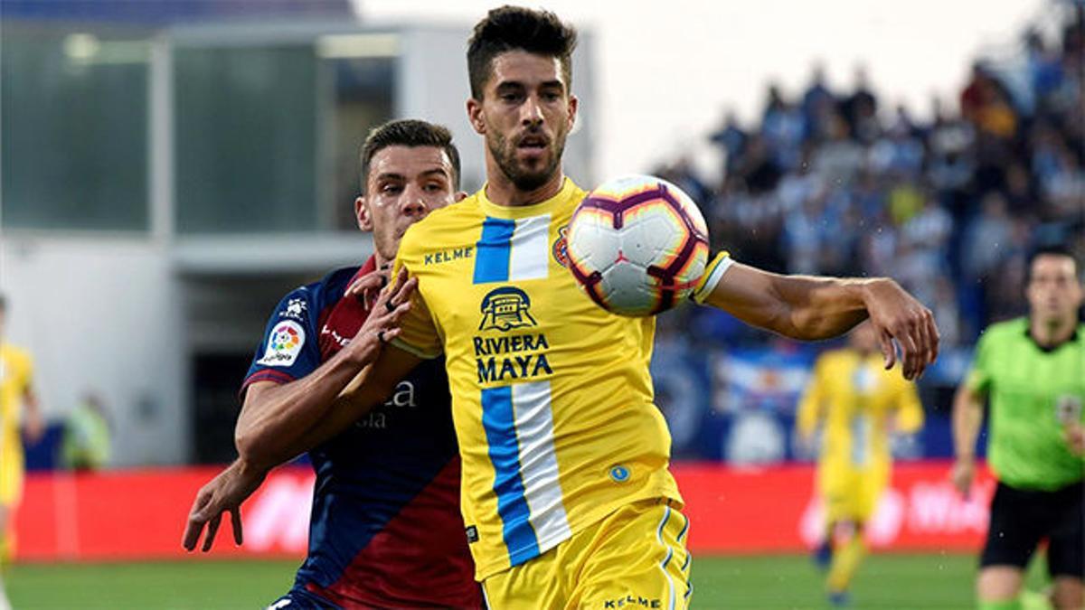 El Espanyol se afianza en segundo lugar tras vencer en Huesca