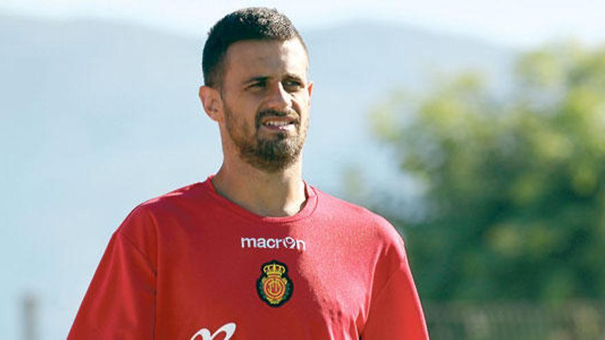 Javi Márquez, antes de empezar un entrenamiento con el Real Mallorca.