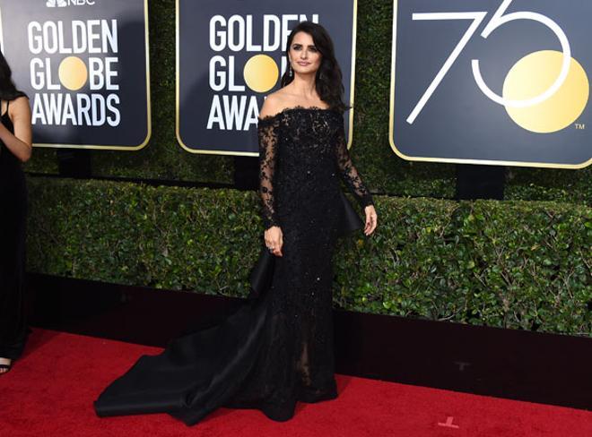 Globos de Oro 2018: Penélope Cruz con vestido de Ralph and Russo