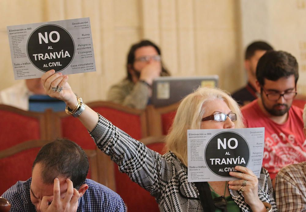 La sesión plenaria de finales de mayo tuvo como tema principal el debate sobre el metro de Málaga.