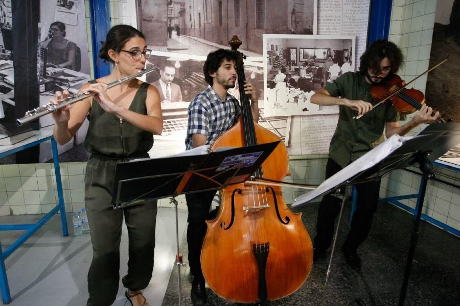 Concierto de Vandalia Trío en la exposición