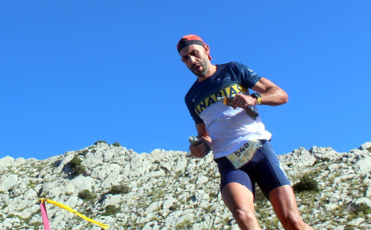 Daniel Eliecer durante el campeonato de España de carrera de montaña, en Tarragona