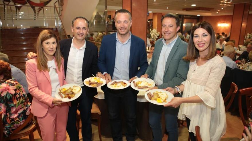 El PP celebra la tradicional &#039;cena con huevos&#039; en Lorca