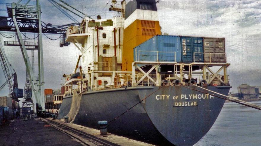 El barco &#039;City of Plymouth&#039;, donde supuestamente Anglés iba de polizón.