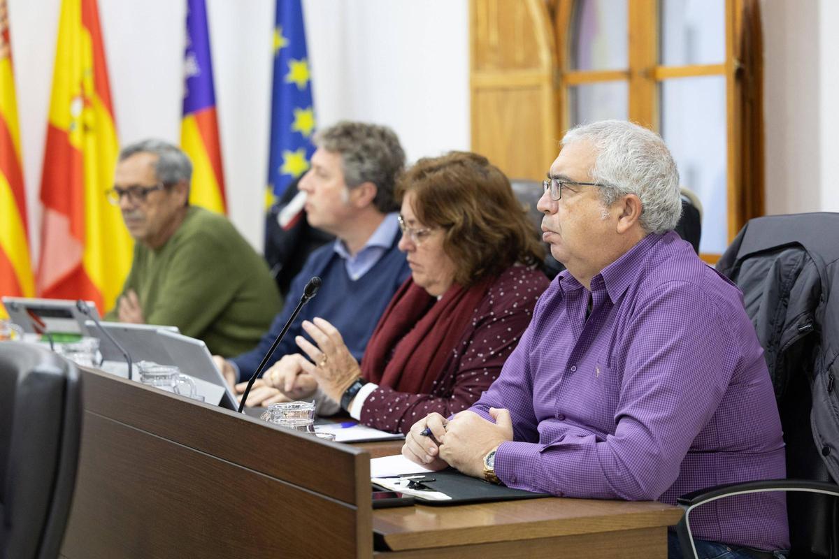Las imágenes de pleno del Ayuntamiento de Sant Josep