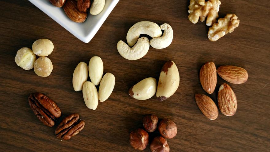 Alerta alimentaria por un &#039;cocktail&#039; de frutos secos