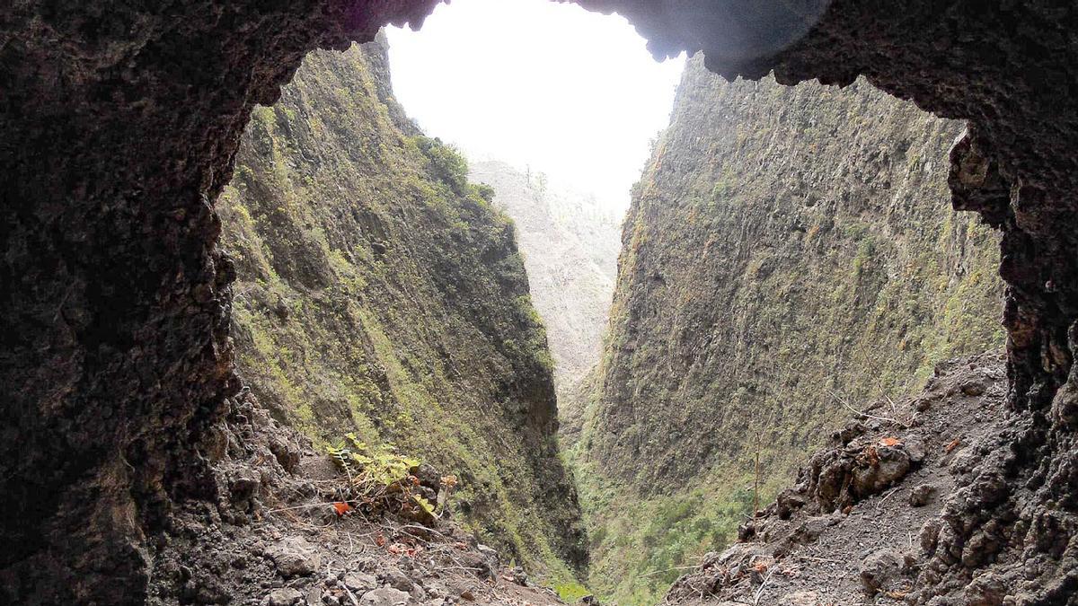 Leyendas de Tenerife: El Barranco de Badajoz