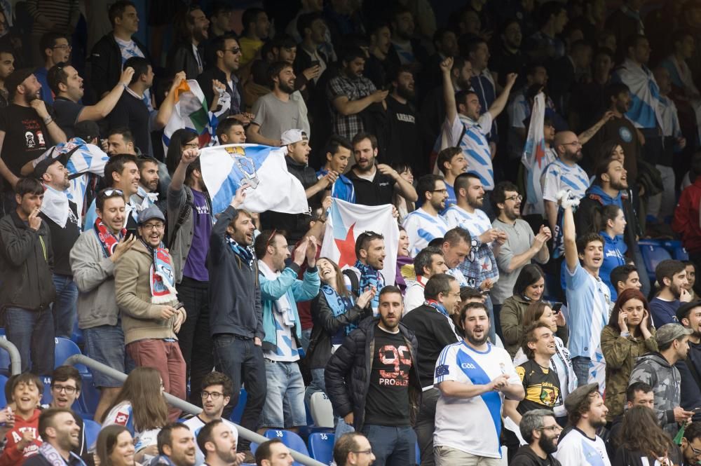 Gran ambiente en el Galicia-Venezuela de Riazor