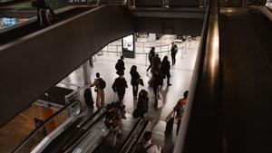 La por puja al tren després d’una setmana negra: «Sempre fa cosa pensar que pot passar alguna cosa, però això és la vida, ¿no?»