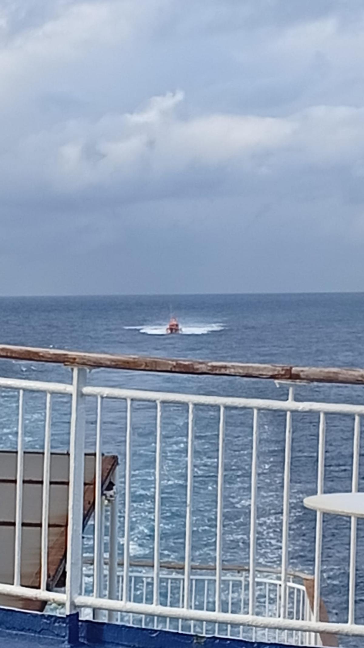 FOTOS | Nuevo incendio en la bodega de un ferry que cubría la ruta Barcelona-Palma FOTOS | Nuevo incendio en la bodega de un ferry que cubría la ruta Barcelona-Palma