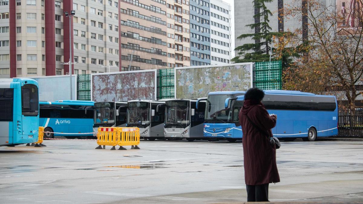 La segunda jornada de huelga de transportes deja paro total en la estación de A Coruña