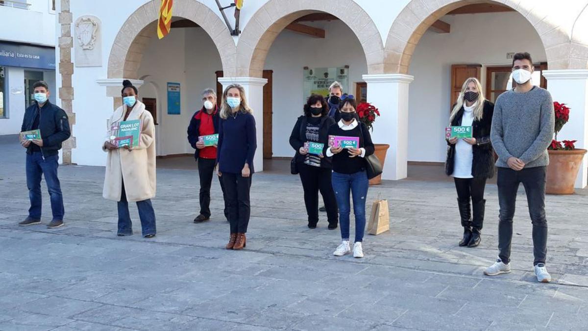 Presentación de la campaña ante el Ayuntamiento. | AYTO DE SANTA EULÀRIA