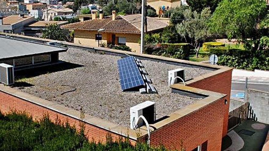 Les plaques solars instal·lades.