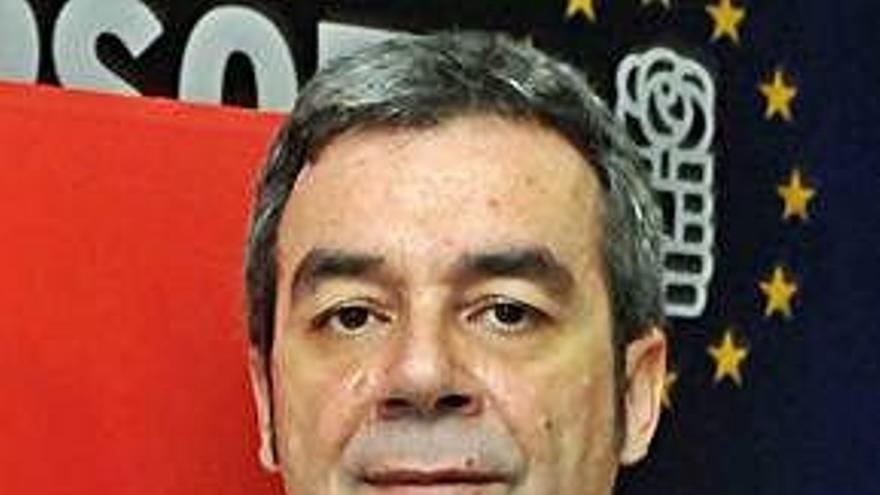 Carlos Espino.