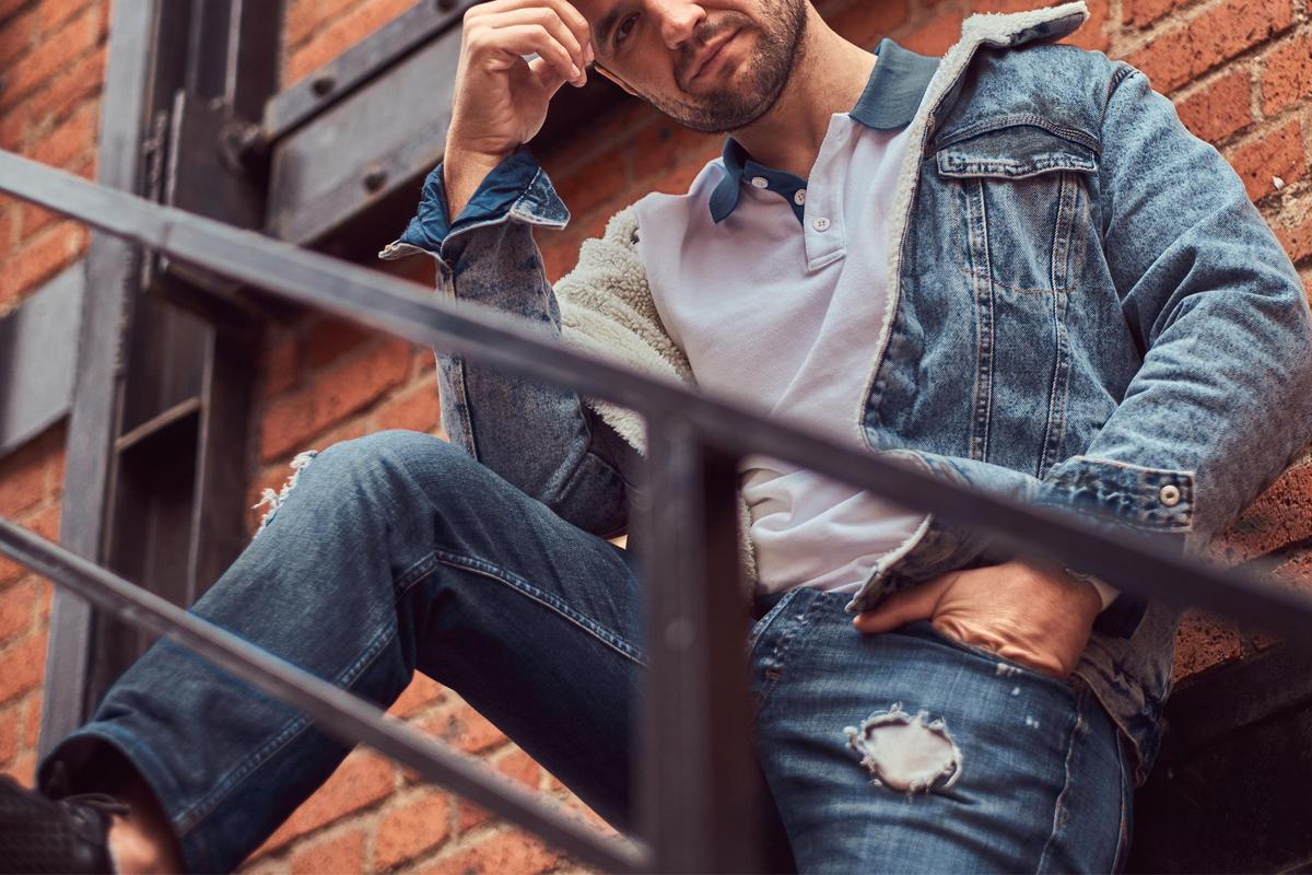 Son perfectos los pantalones Levi’s 501 que mejor sientan a los hombres, ahora a solo 59 € (antes 110 €)