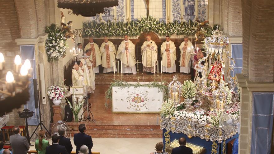 El obispo preside la misa por la festividad de la Fuensanta