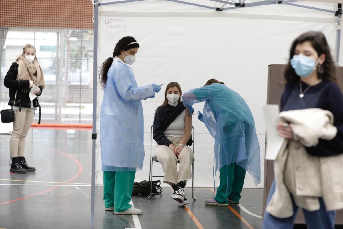 Vacunación a estudiantes universitarios en Aragón
