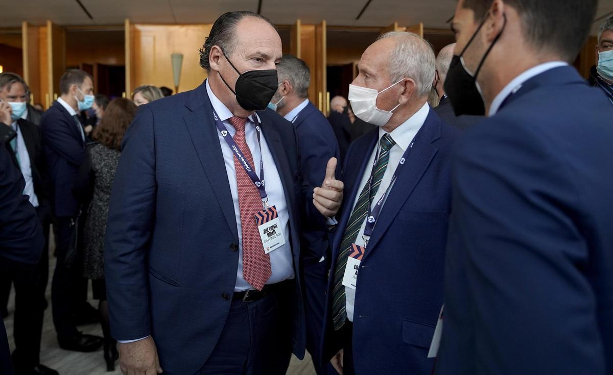 Más de 1.300 empresarios advierten al Gobierno que la falta del Corredor Mediterráneo lastra la economía de toda España.